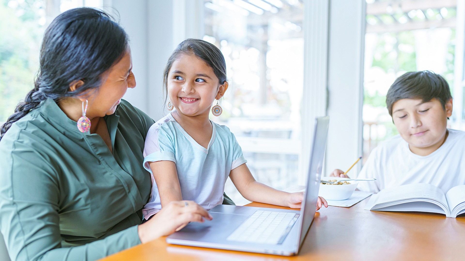 Broadband Access in Tribal Areas Lags Rest of the Nation